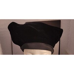 Vintage 1950s Original Robert Burns Black Velvet Beret ILGWU USA